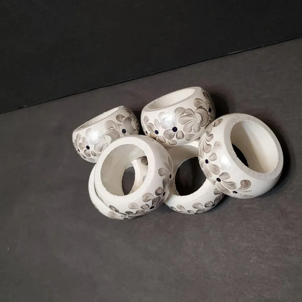 Painted Wooden Napkin Rings, Set of 6, NEW, White Silver Floral Hand Painted